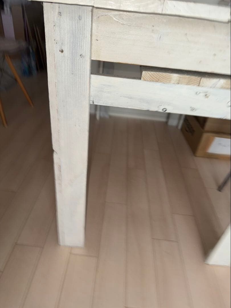 ホワイトペイントアンティーク風　ダイニングテーブル