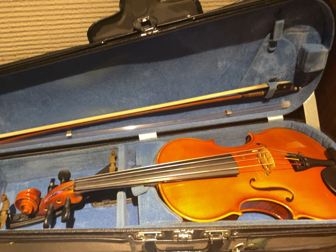 ビオラ15.5インチヴィオラViola 渋谷の楽器店でメンテナンスをしました