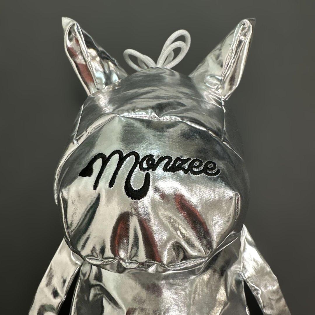 Monzee シルバーロバ