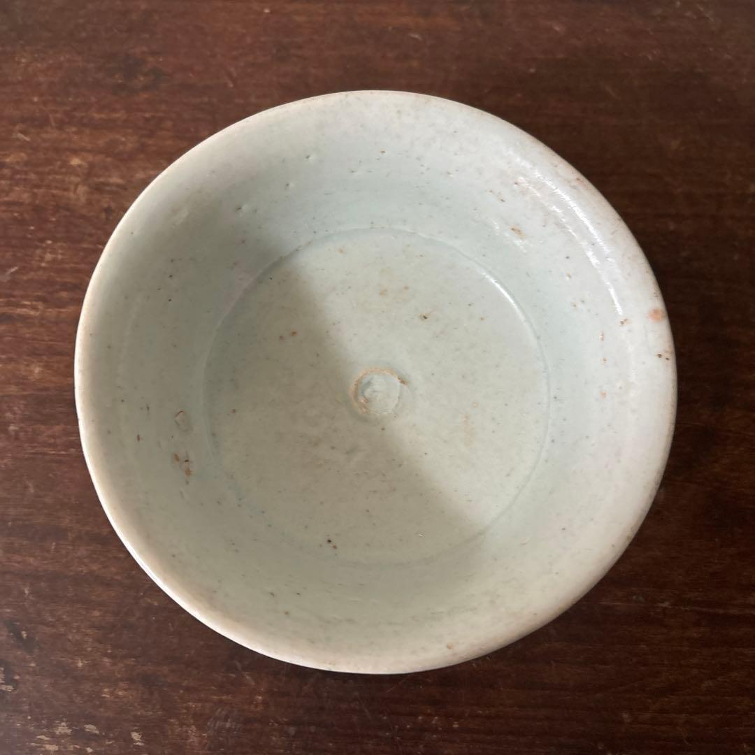 李朝初期堅手　白磁　盃　ぐい呑み　アンティーク.古美術.骨董.韓国骨董.酒器.