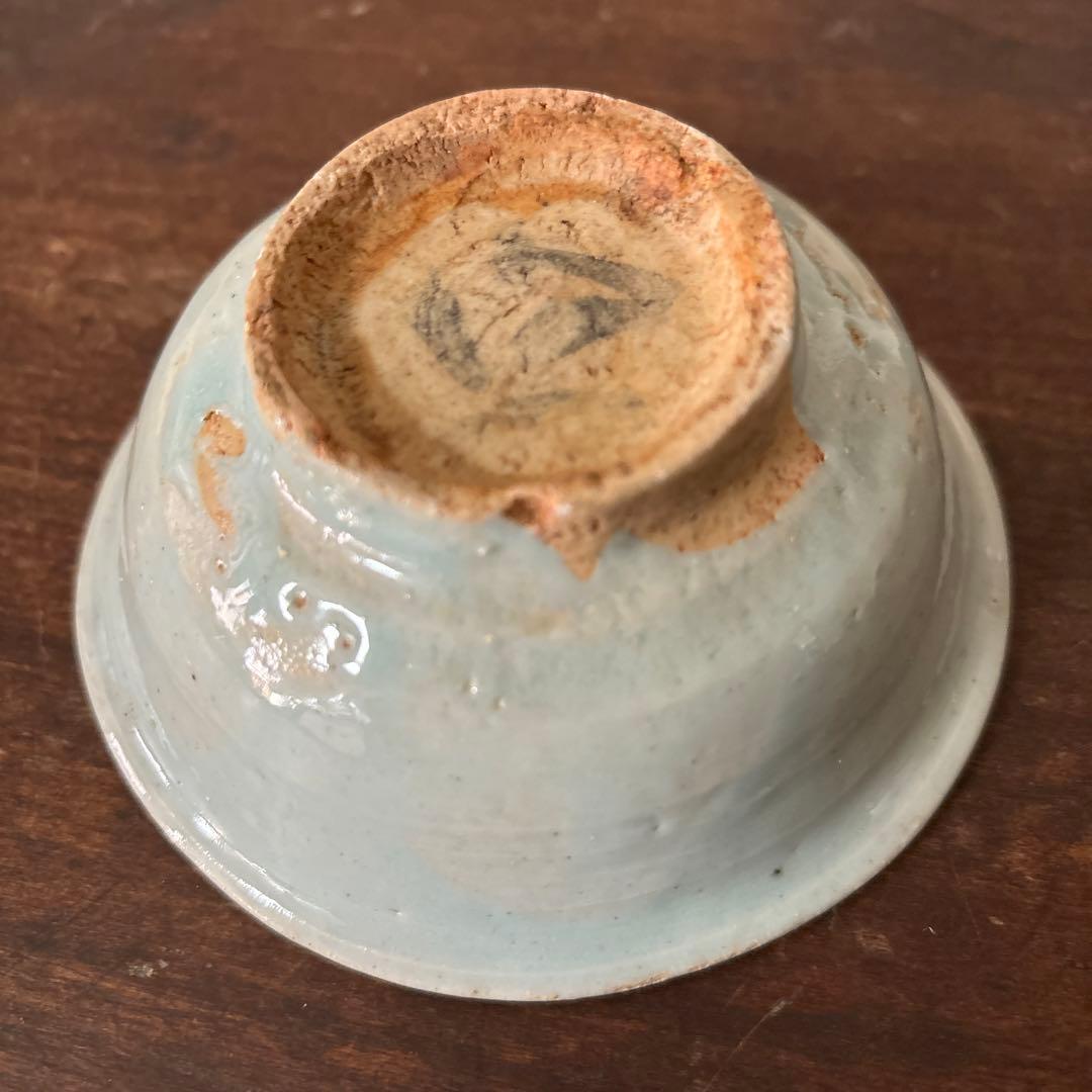 李朝初期堅手　白磁　盃　ぐい呑み　アンティーク.古美術.骨董.韓国骨董.酒器.