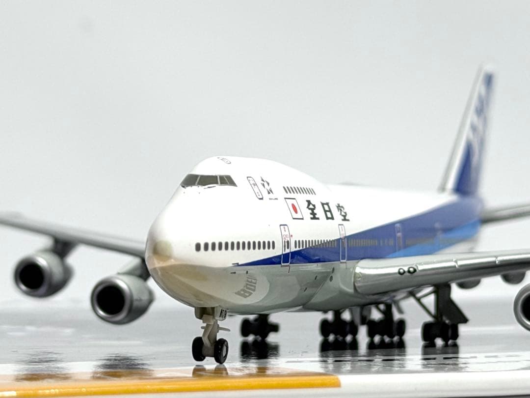 全日空商事 1/400 B747SR-100 NH40001