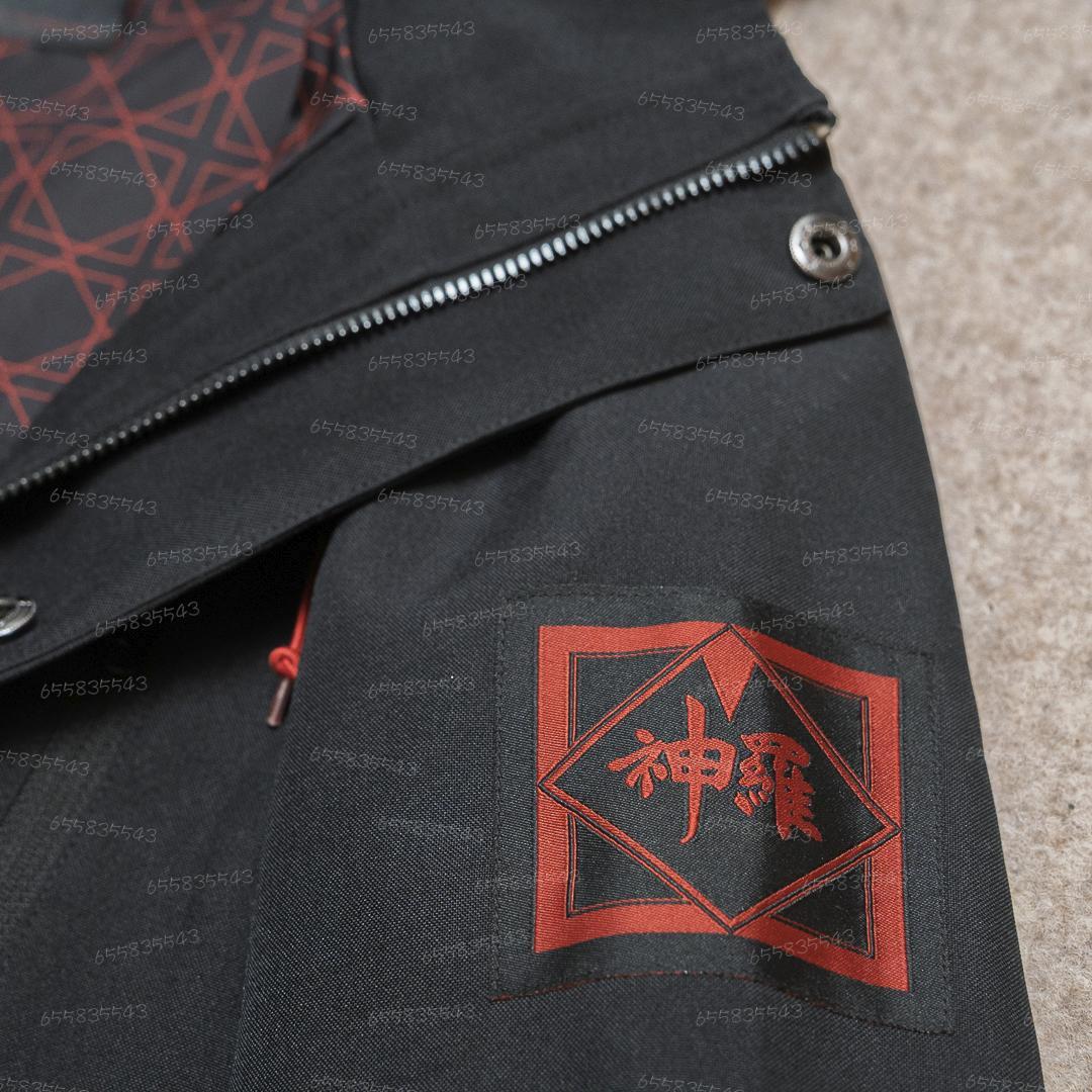 ARTNIA・スクエニカフェ限定】FF7Rマウンテンパーカー<神羅カンパニー