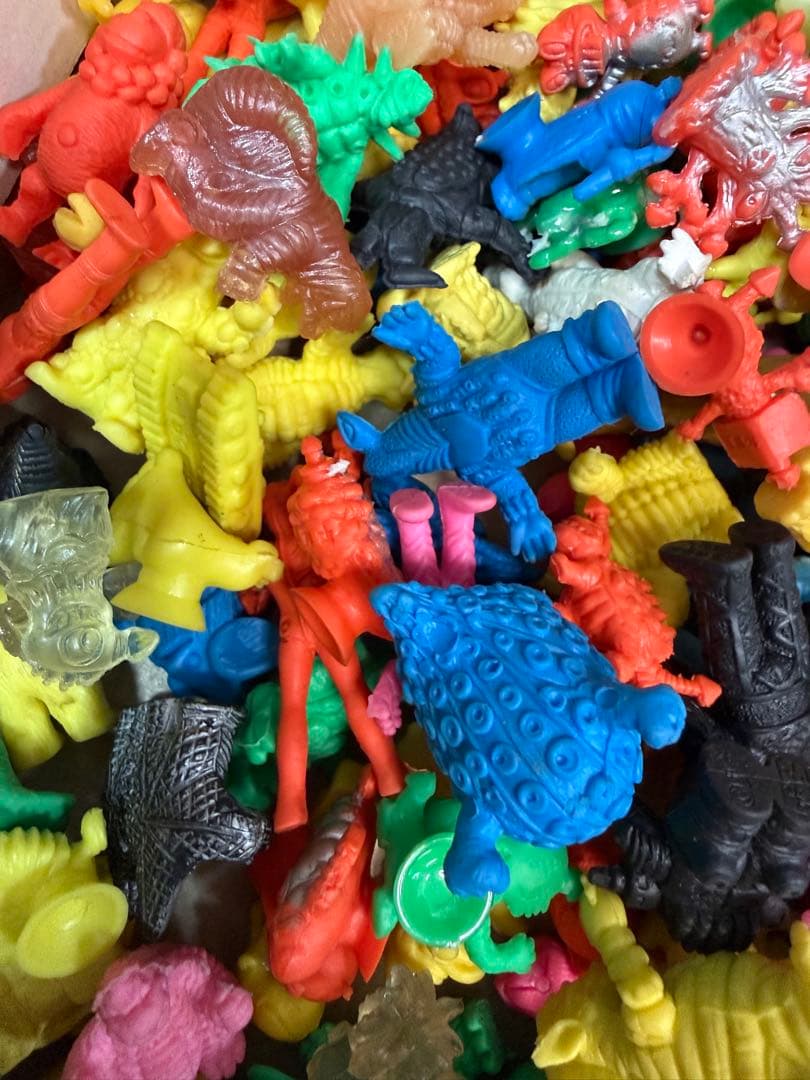 昭和レトロ 怪獣消しゴム 大量まとめ売り ウルトラマン 円谷 ゴジラ 当時物