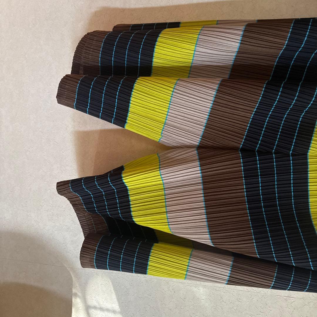 イッセミヤケPLEATS PLEATS