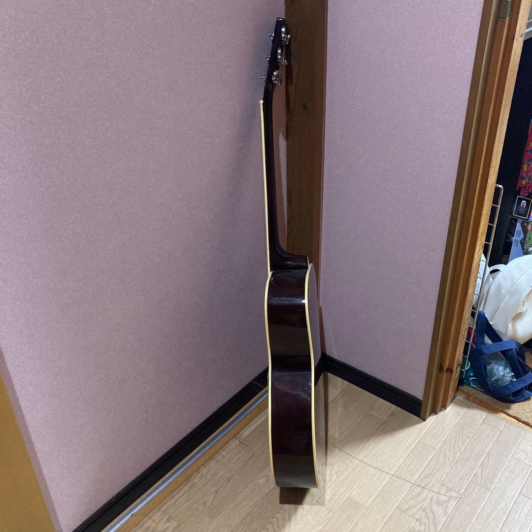 エレアコギター　ギブソンレプリカ　アンプからも音出せます。 致命的ミス発覚 新品アンプ搭載でも音が出ない改造エレアコ ジャンク