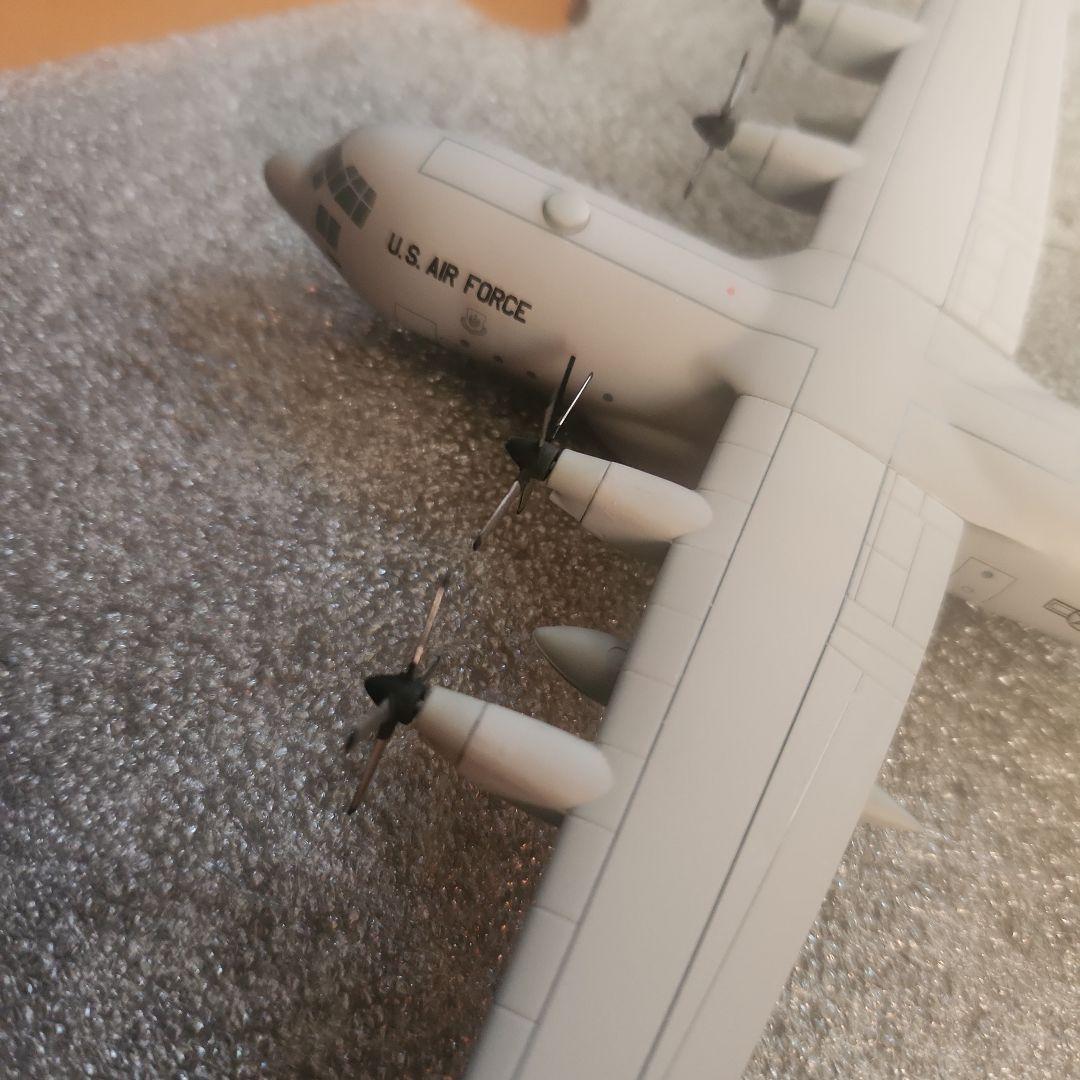 航空機・ヘリコプター HERPA Lockheed C-130 Hercules 1/200