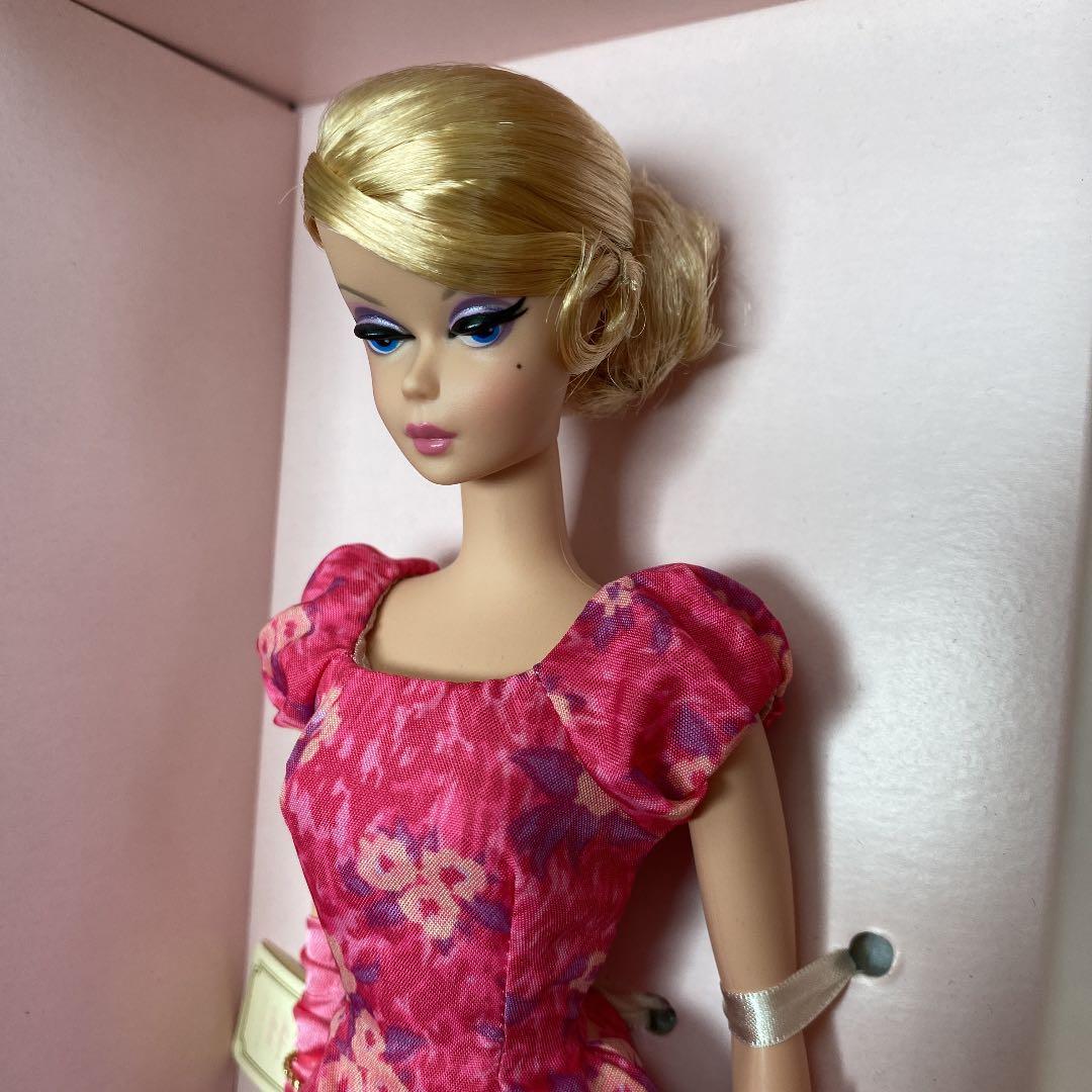 【未使用品】バービーファッションモデル　ファッショナブリー・フローラル・バービー