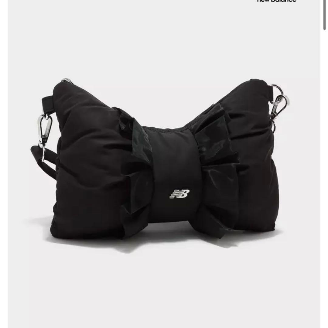 ニューバランス ミニベラバッグ ショルダーバッグ フリル 海外限定 黒