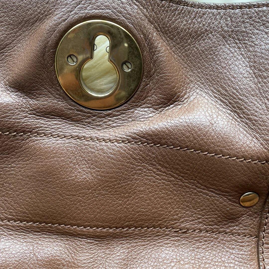 YVES SAINT LAURENT イヴサンローラン ミューズ　トゥ