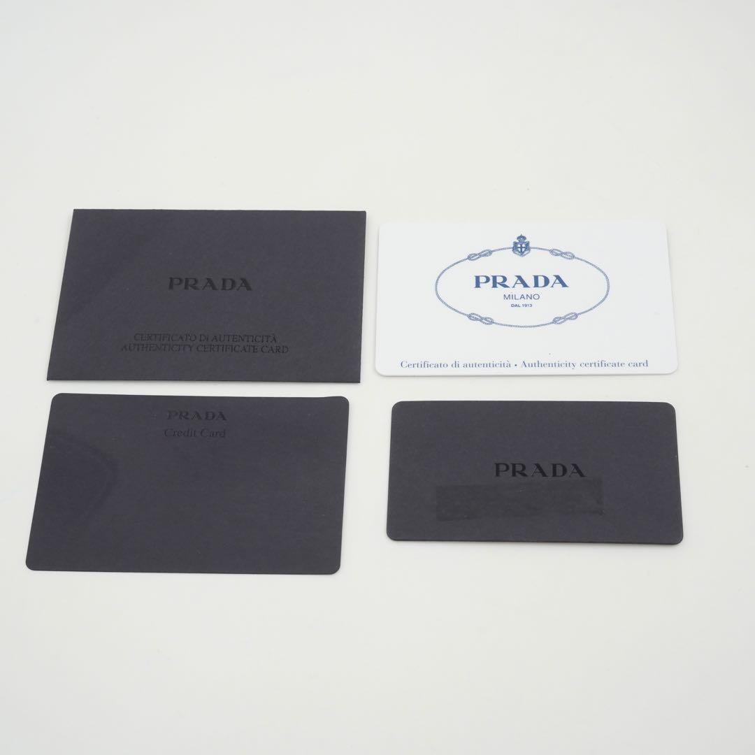 ✨未使用展示品・箱保証書付き✨ PRADA ミニ財布 サフィアーノレザー L