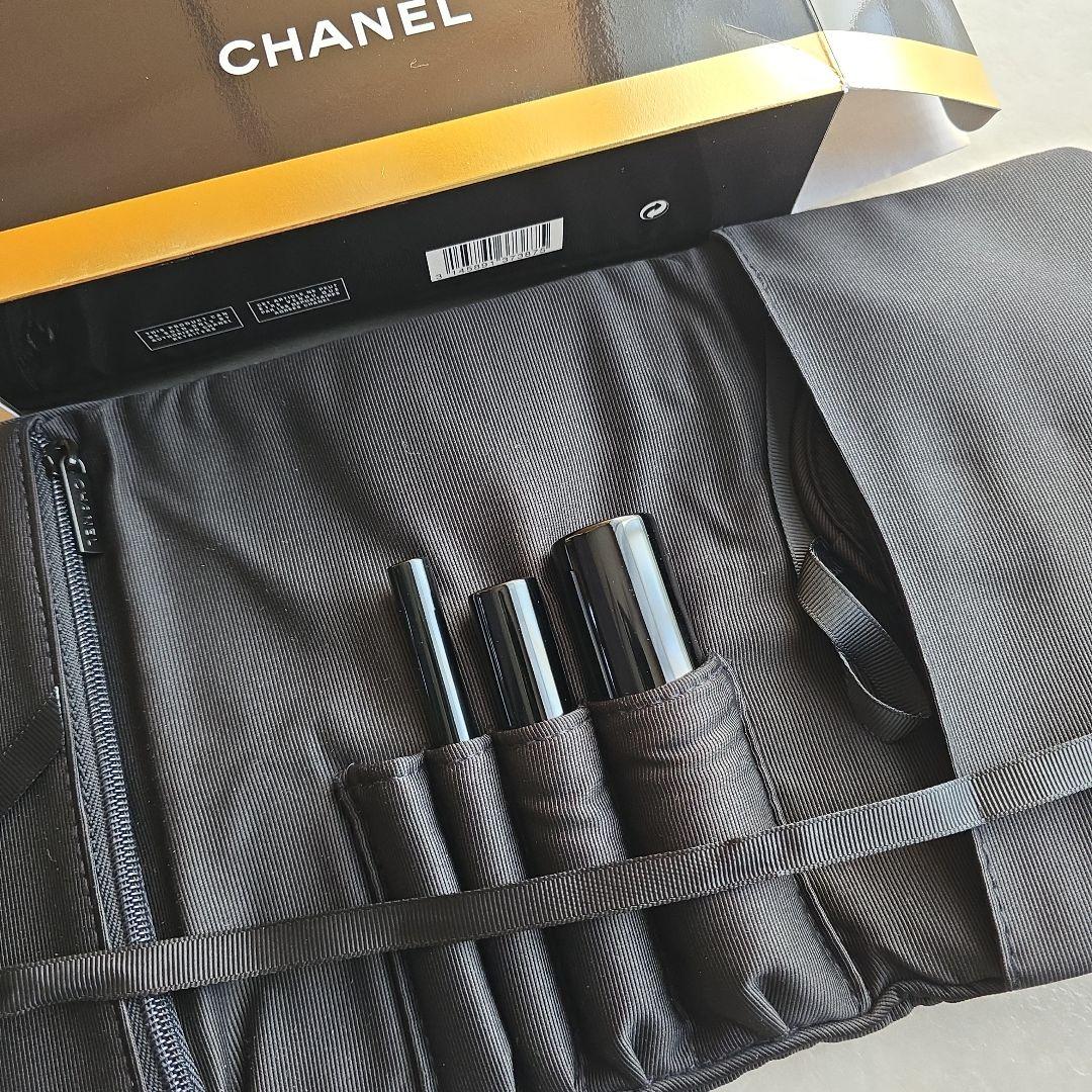 CHANEL メイクアップポーチ ブラック