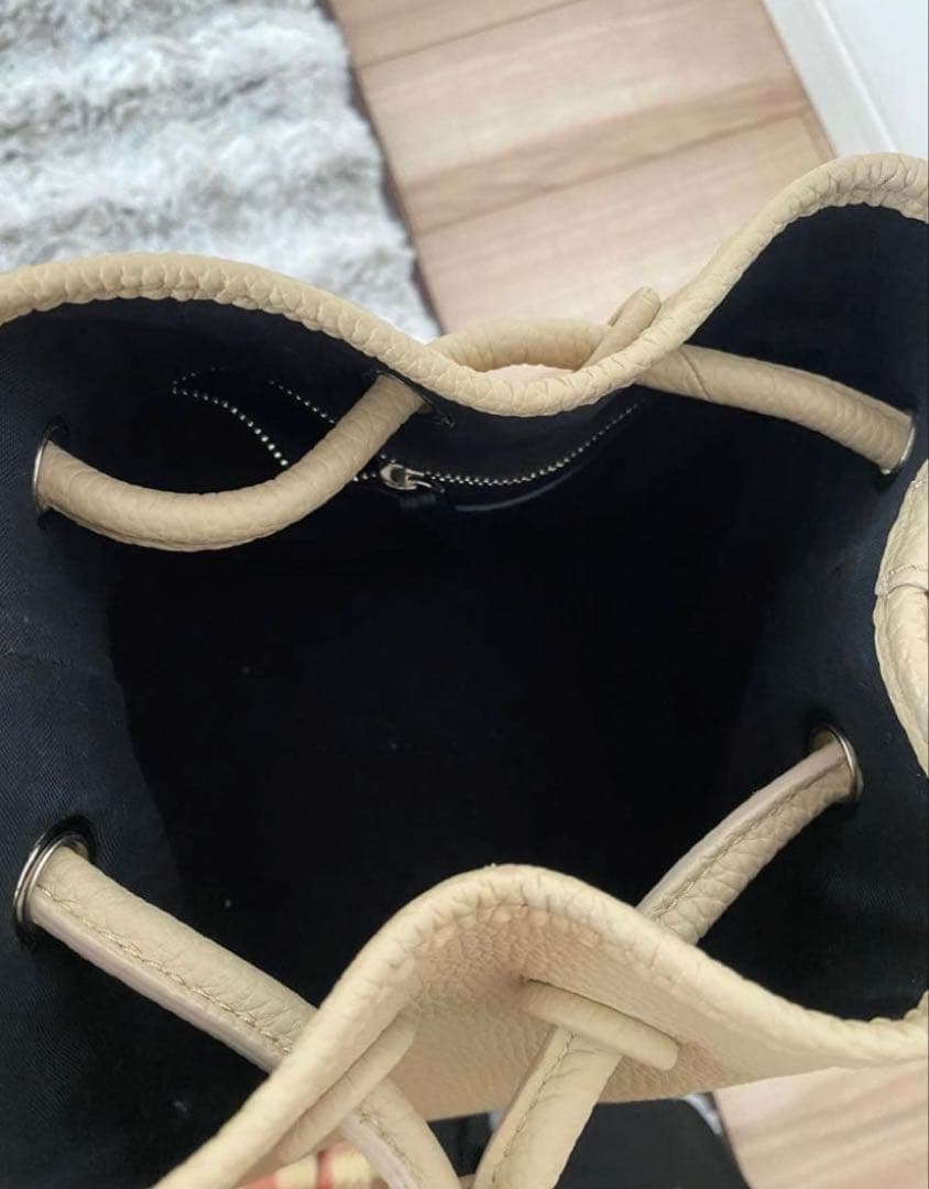 【Kirakira⭐︎】VASIC BOND MINI ハンドバッグ