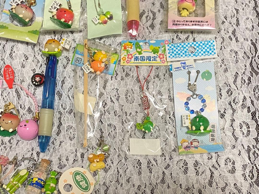 ご当地キーホルダー　旗持ちシリーズ　まとめ売り