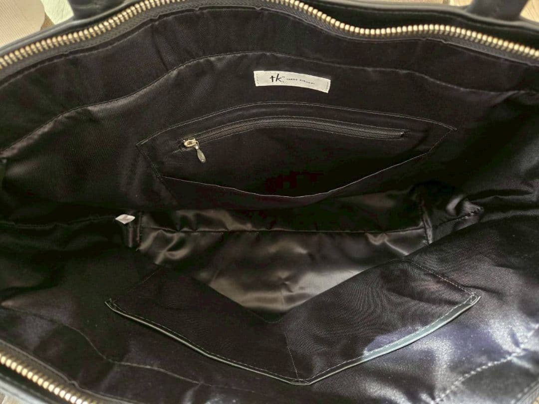 タケオキクチ　黒レザートートバッグ