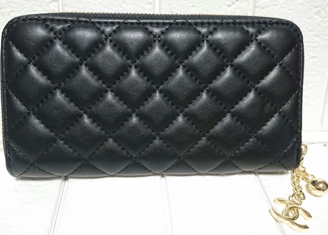 ☆CHANEL キルティング デザイン ウォレット☆