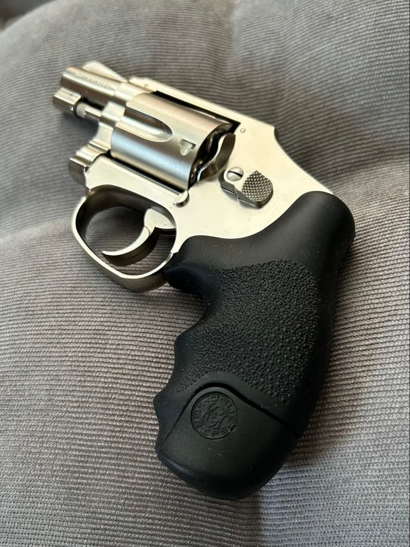 【タナカ】S&W M442 AWニッケルフィニッシュ　HOGUEラバーグリップ