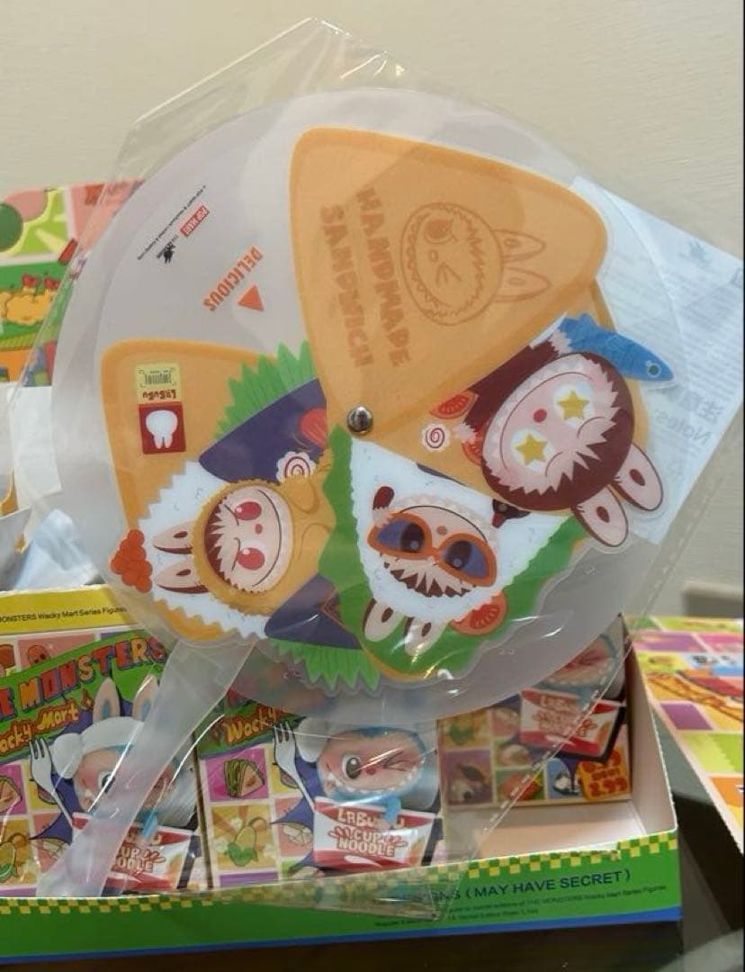 【セール・11種】ポップマート ラブブ ワッキーマートシリーズ 購入特典うちわ付