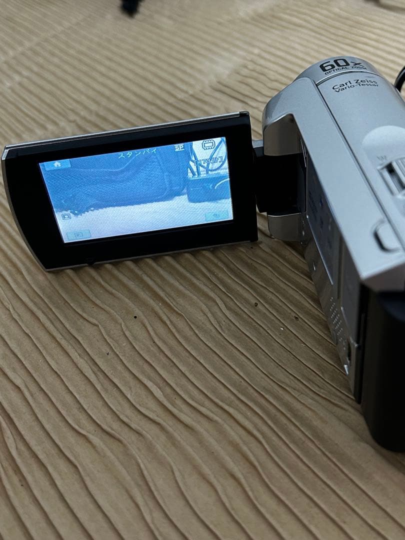 動作品　SONY DCR-SX41 HANDYCAM ビデオカメラ ケース付き