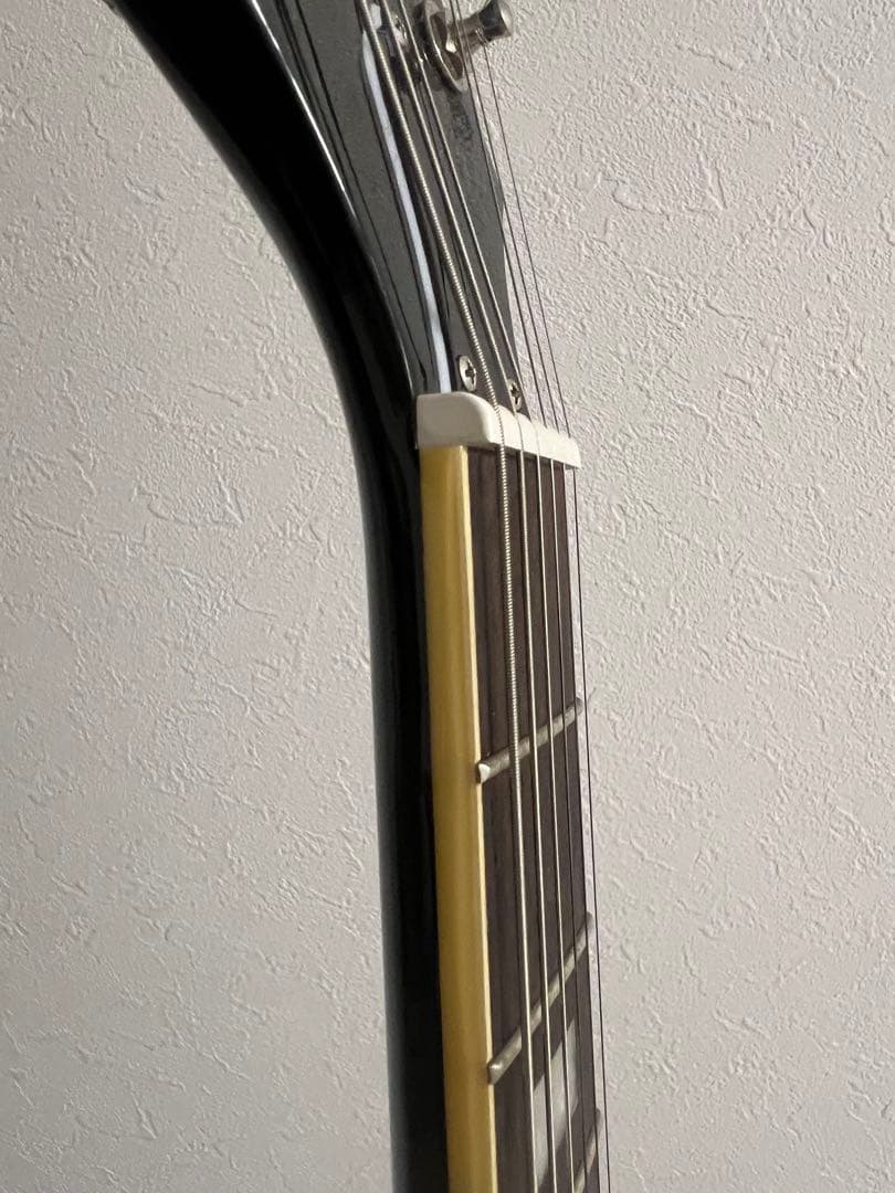 れるEpiphone ES-335 Figured Blueberry