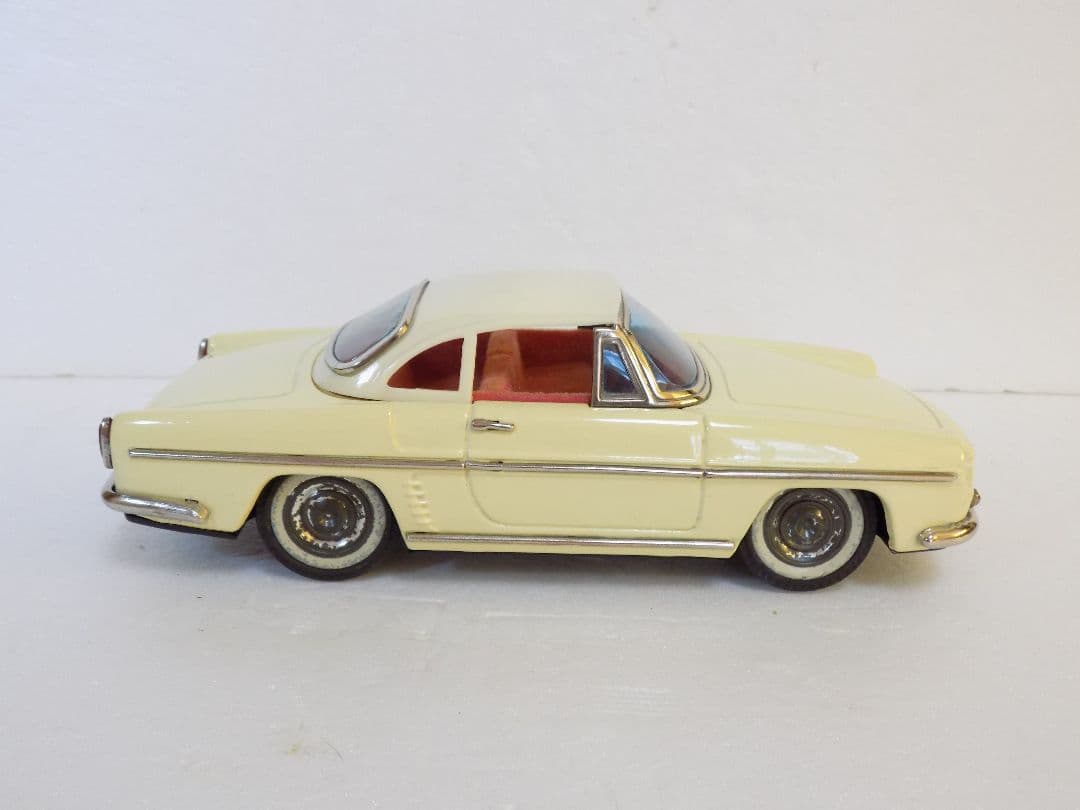 ✨️本日限定価格　アサヒ玩具 ブリキ【ルノー フロリード 】フリクション