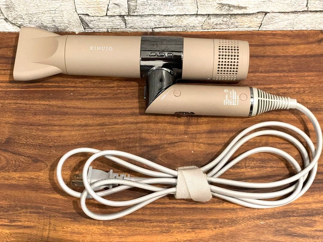 175 新型 絹女 KINUJO ドライヤー 動作確認済み