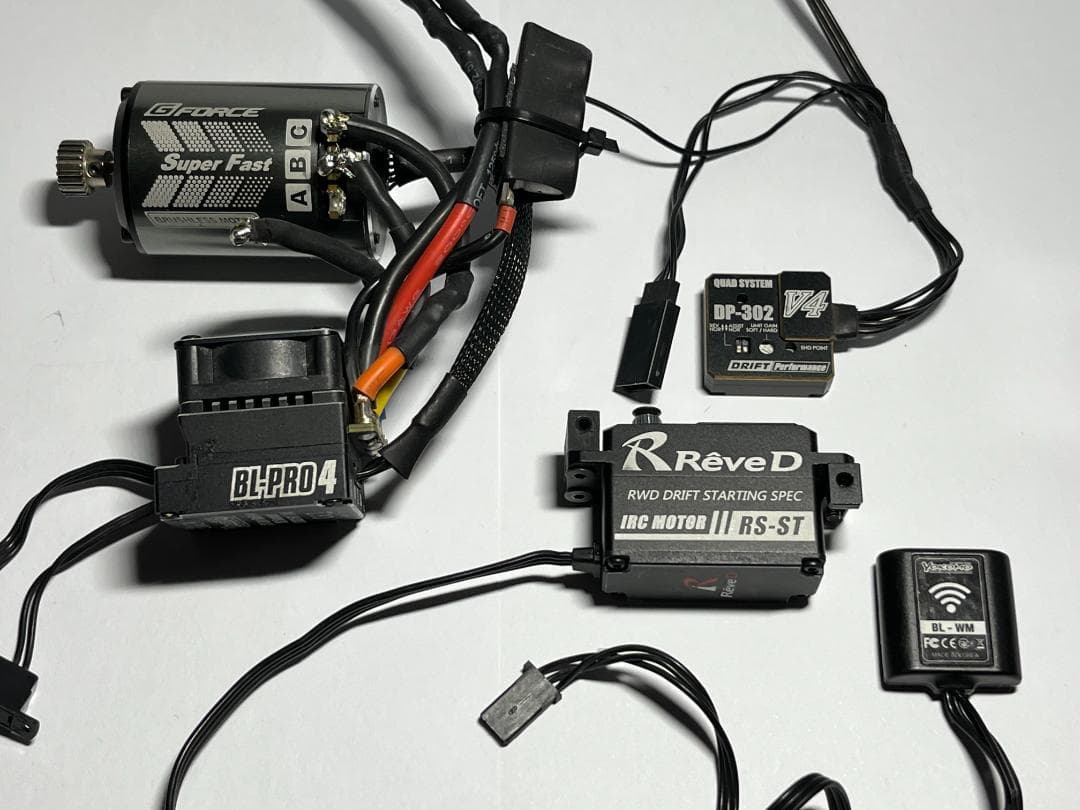 1/10 電動RC用メカ一式 アンプ・モーター・サーボ・ジャイロ・Wi-fi 1/10 電動RC用メカ一式 アンプ・モーター・サーボ・ジャイロ・Wi-fi