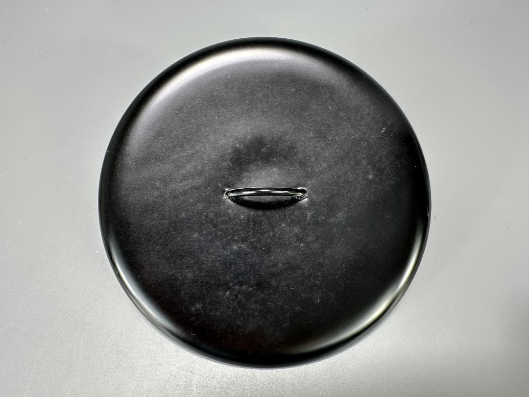 日本美術　茶道具　白磁　蓮花文　水指　在銘　治子