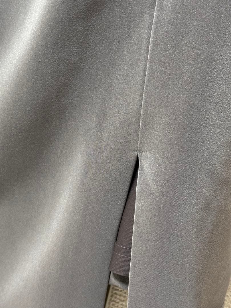 Veautt ショルダーチェーンドレス