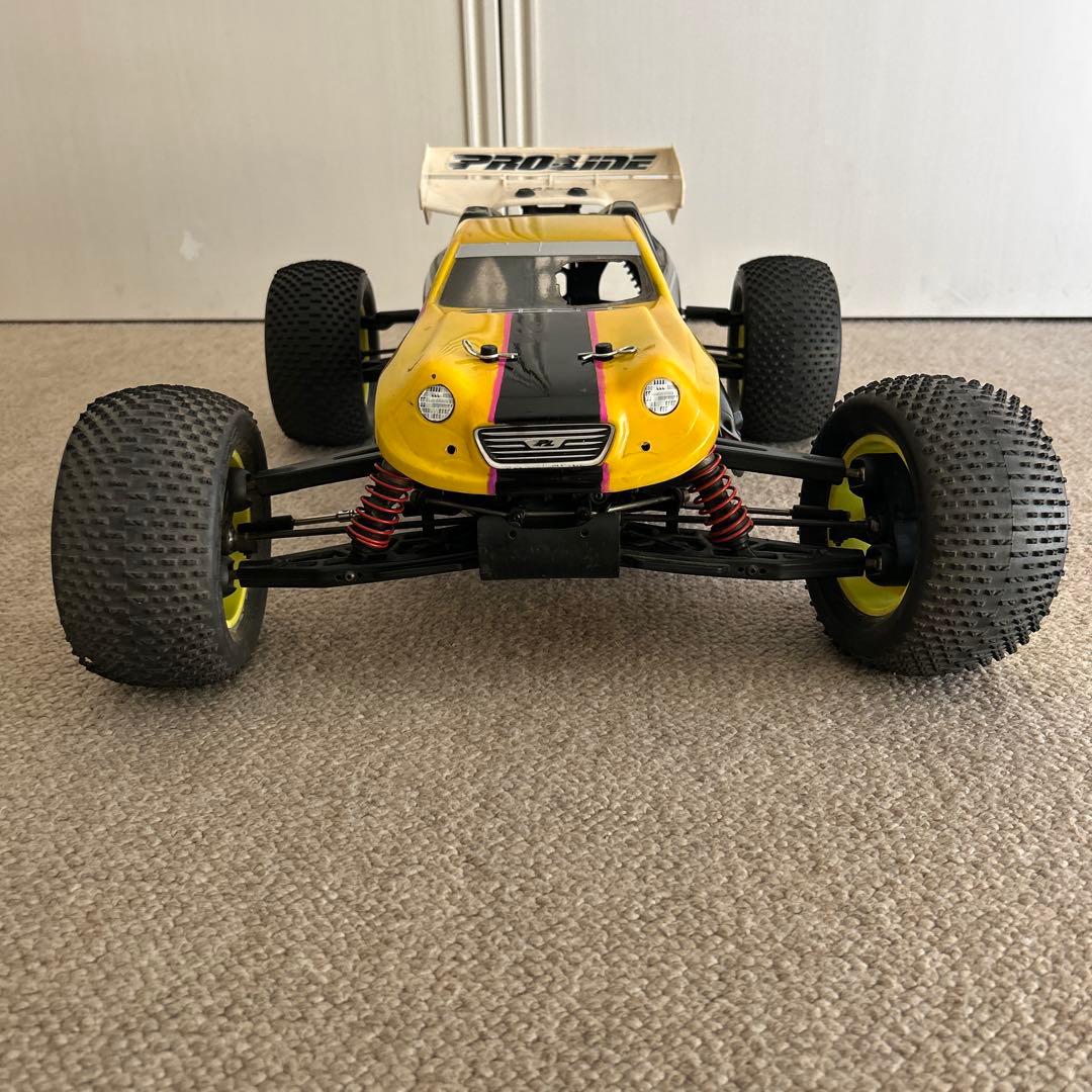 Mugen Seiki MBX5Tエンジンカー