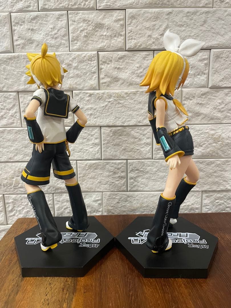 Project DIVA Arcade プレミアムフィギュア “鏡音リン＆レン”