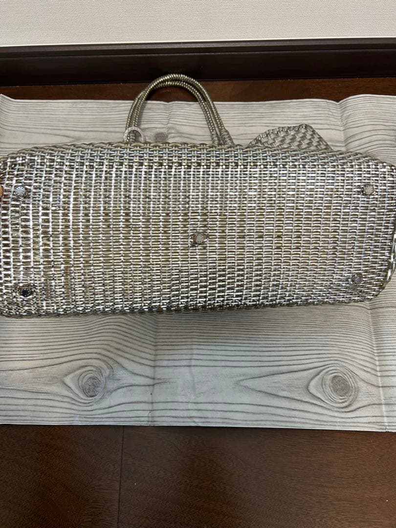 アンテプリマ　イントレッチオ　シルバー　ラージ