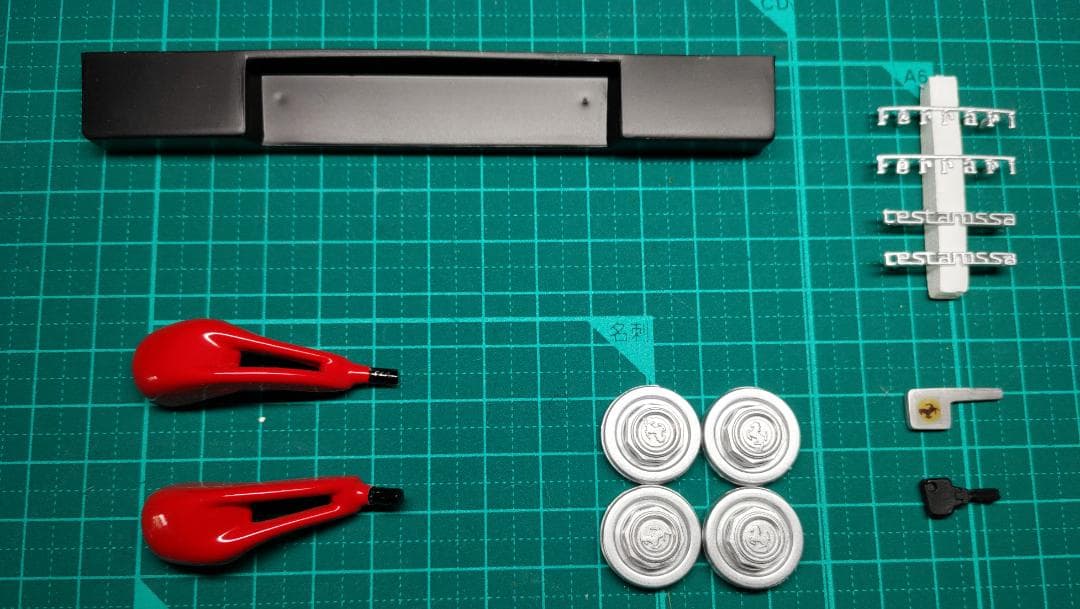 ●セール●テスタロッサ● ポケール フェラーリ 穴アケ加工 1/8 スーパーカー