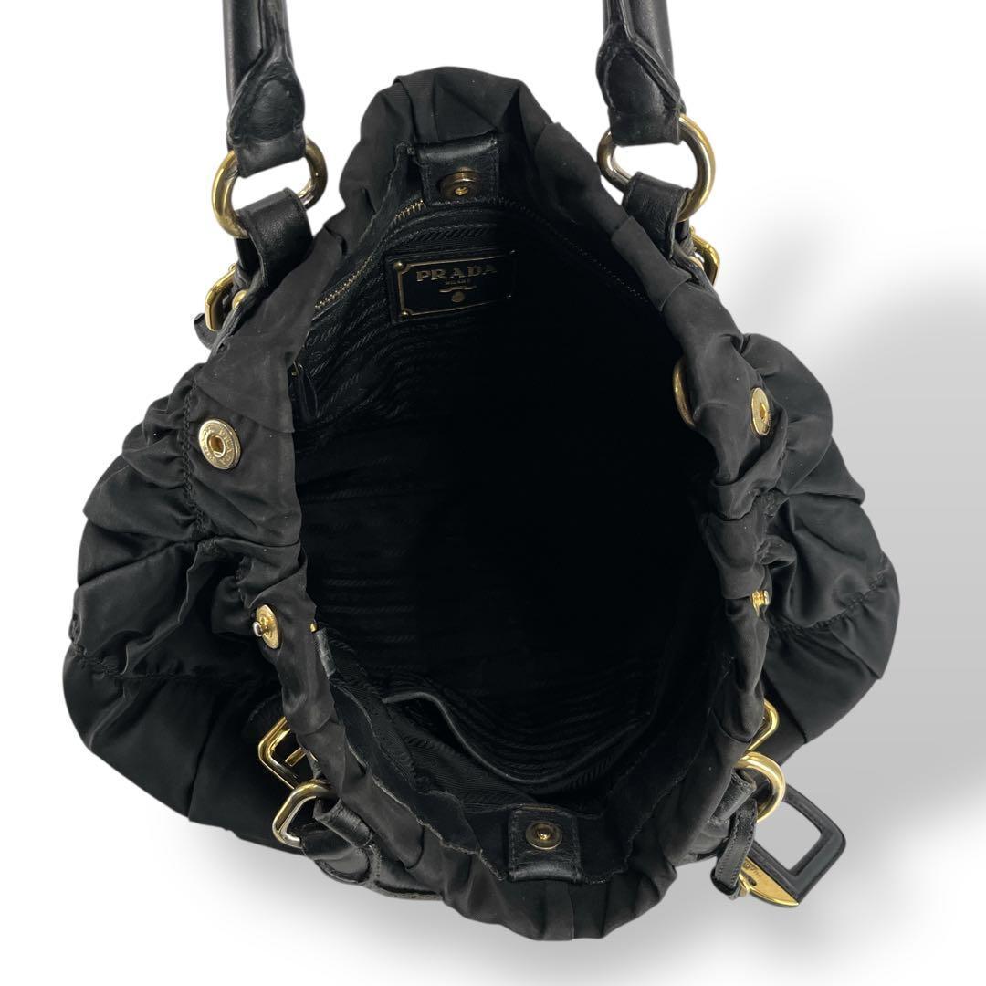 プラダ 2way ハンドバッグ　ショルダーバッグ　ギャザー　A4可　ナイロン