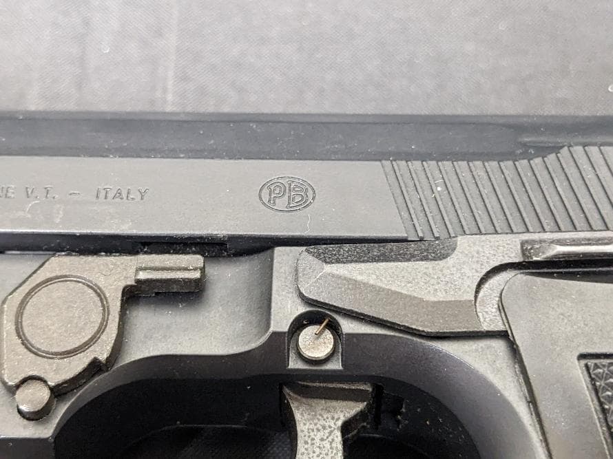 ウエスタンアームズ ベレッタM80045クーガーＦ　ガスガン　ブローバック