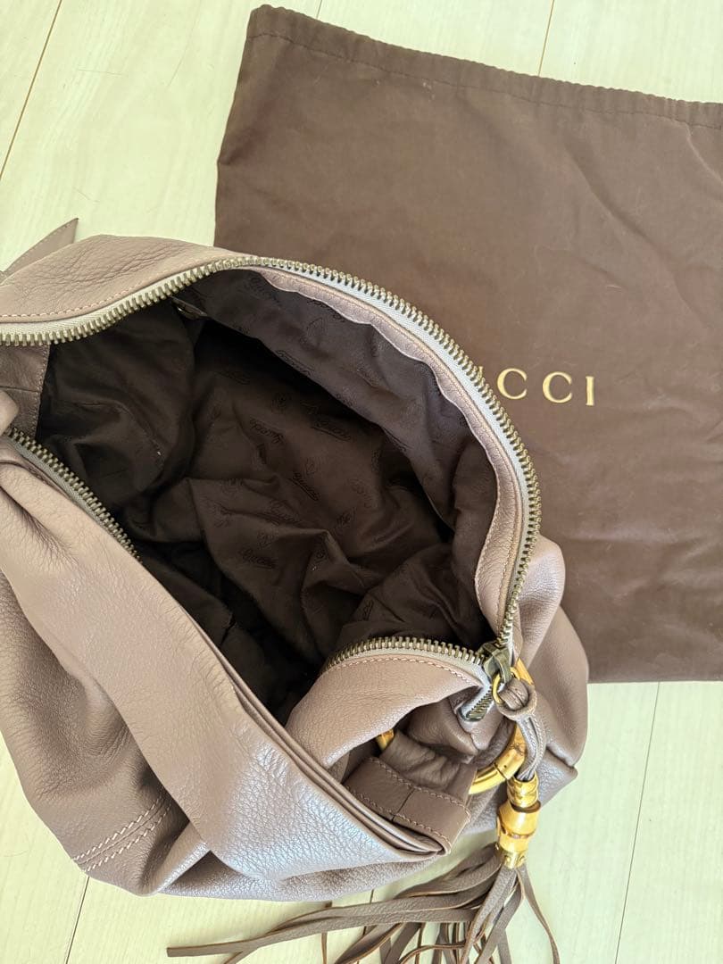 GUCCI ハンドバッグ ワンショルダー バンブー タッセル レザー