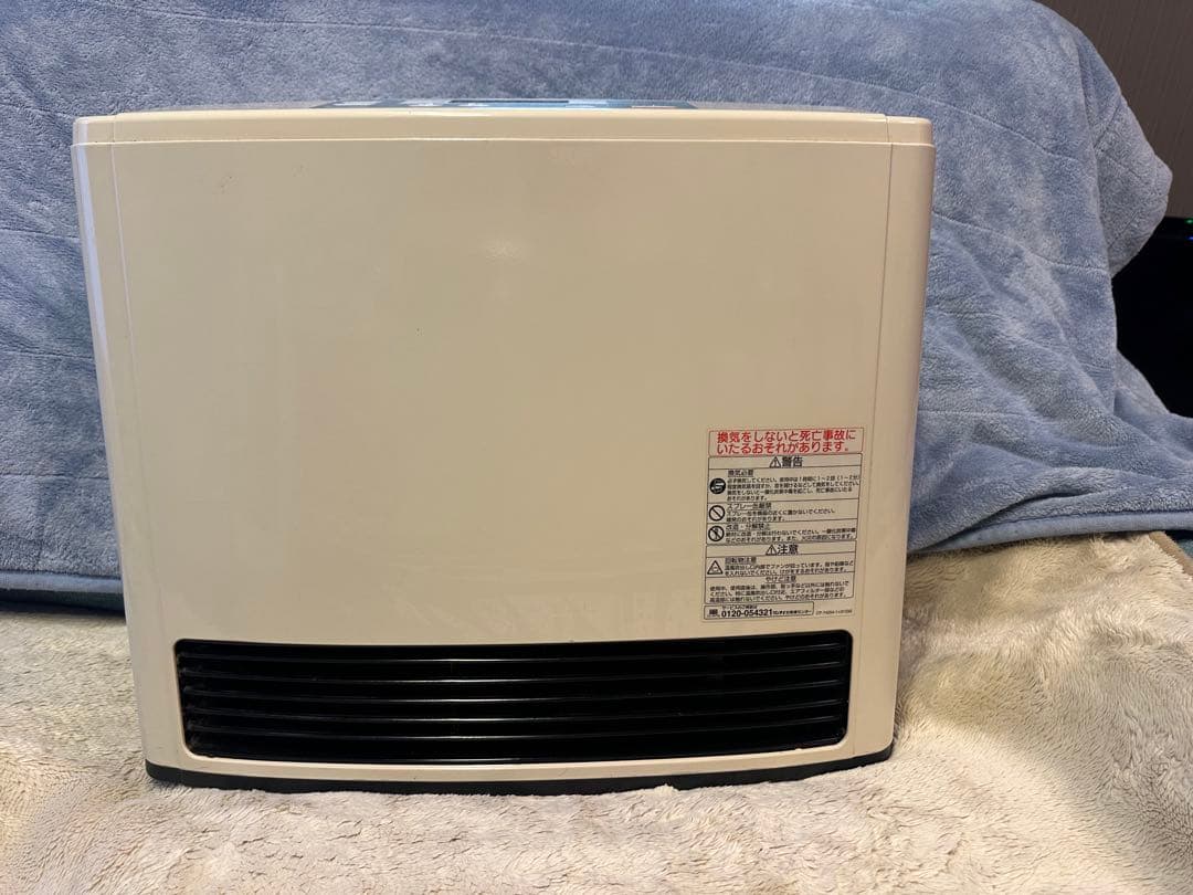 ガスファンヒーター コンパクト ホワイト