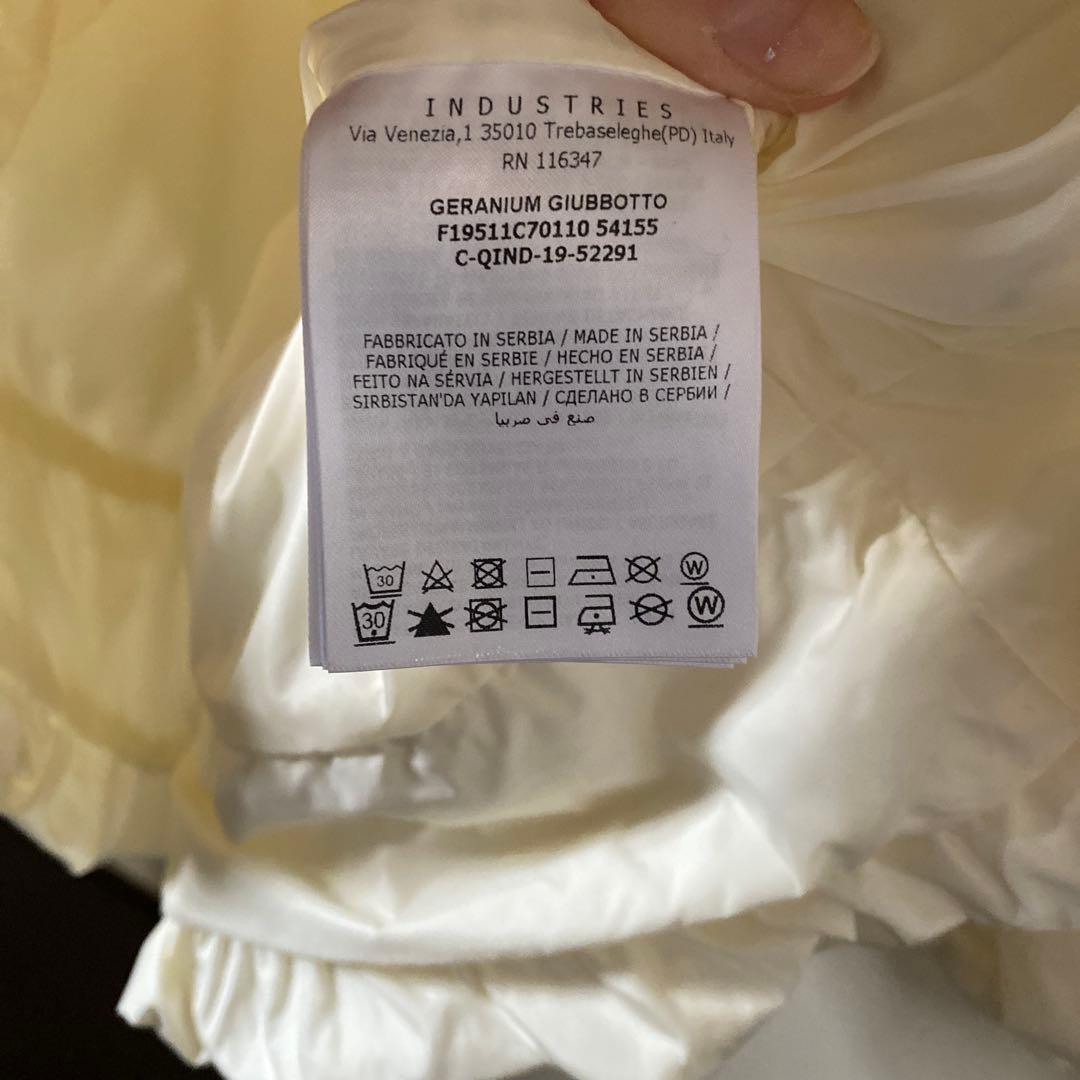 MONCLER ホワイト フリルジャケット　キッズ　　92㎝