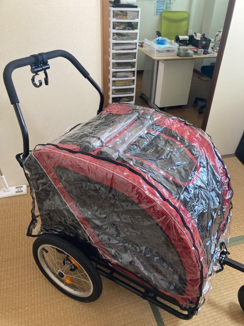 犬用ペットカート 赤 メッシュ窓付き