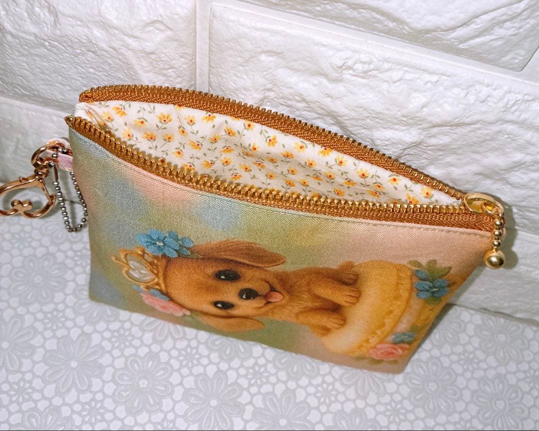 フラットポーチ♡レディ＆わんことにゃんこ