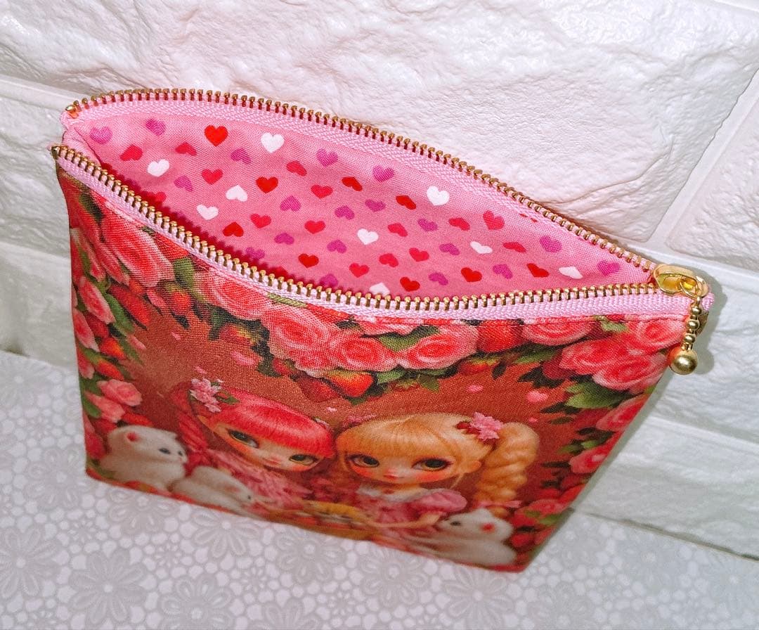 フラットポーチ♡レディ＆わんことにゃんこ