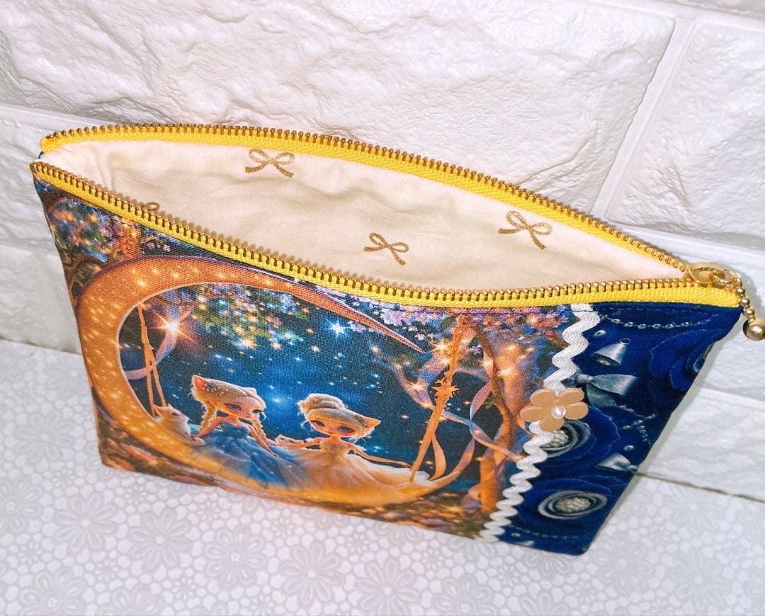 フラットポーチ♡レディ＆わんことにゃんこ