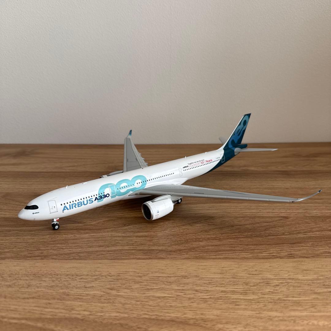 JC WINGS Airbus330-900 neo 1/200 JC WINGS Airbus330-900 neo 1/200