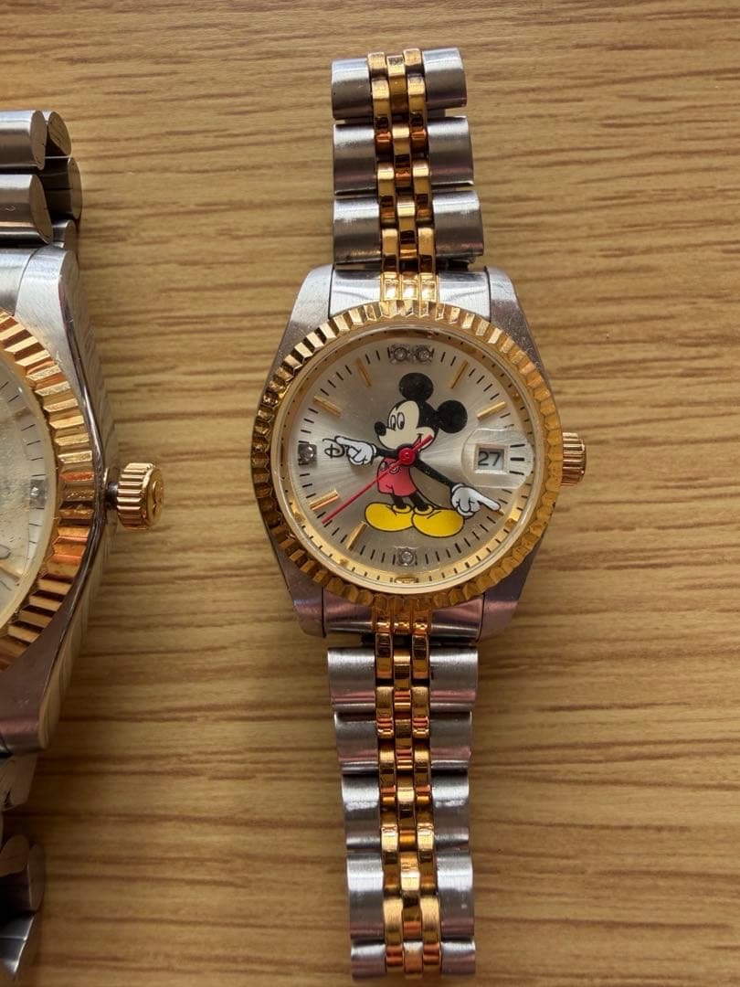 Disneyミッキー 1000個限定 ダイヤモンド 腕時計 2個セット