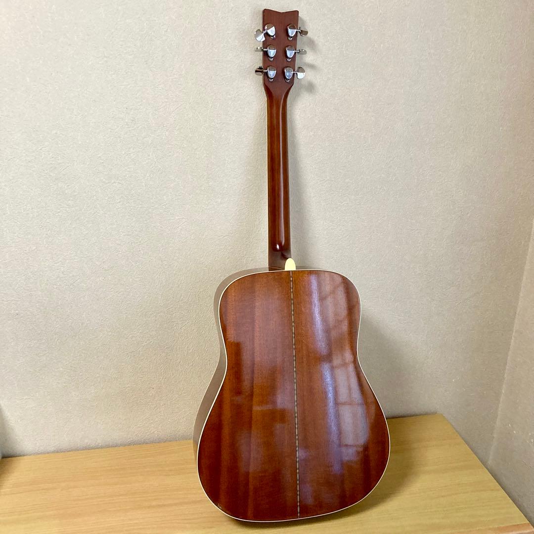 ヤマハ YAMAHA FG200D アコースティックギター ハードケース付き