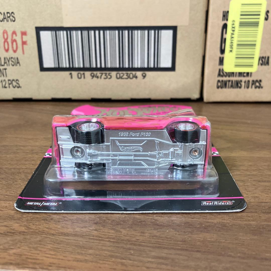 ホットウィール　FORD F100 RLC フレイムス