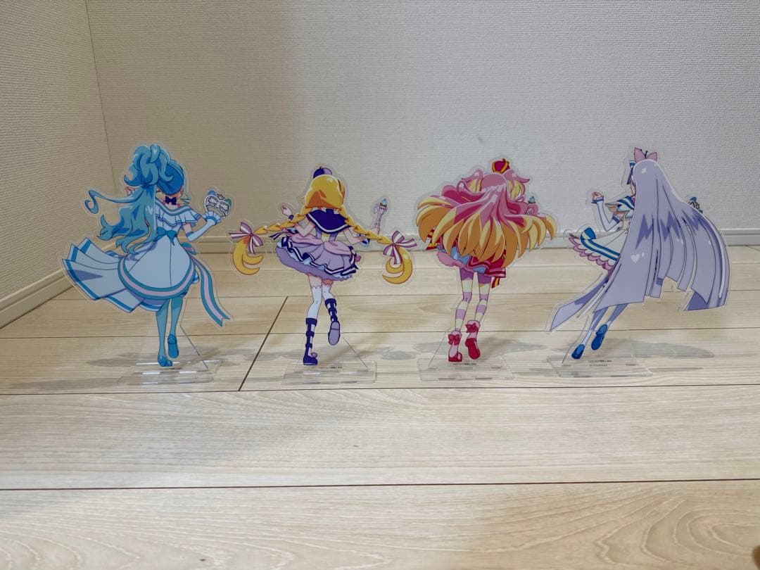 【開封済み】わんだふるぷりきゅあ　しあわせえぼりゅ〜しょん　アクリルスタンド