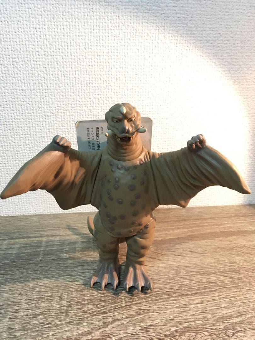 総天然色ウルトラQ ウルトラ怪獣シリーズプレミアム ペギラ、ゴメス