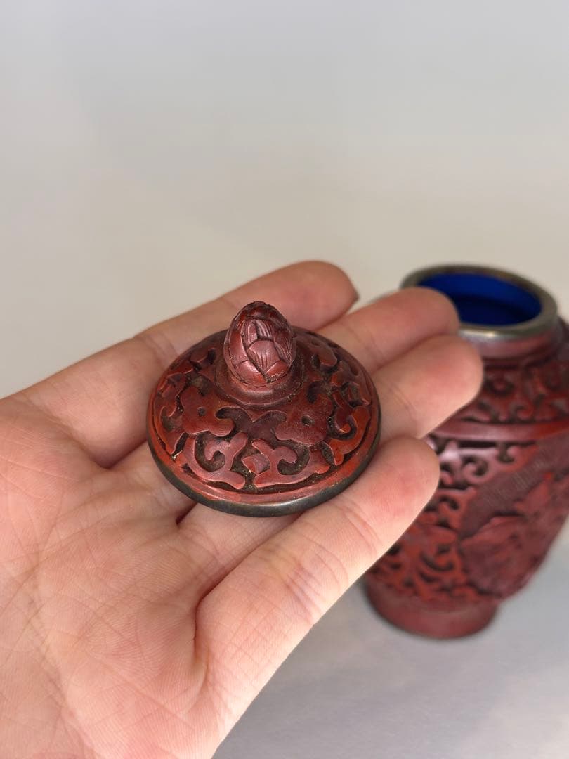 民国時代 剔紅 堆朱 壺 茶入 蓋付 彫漆文 時代物 中国古美術