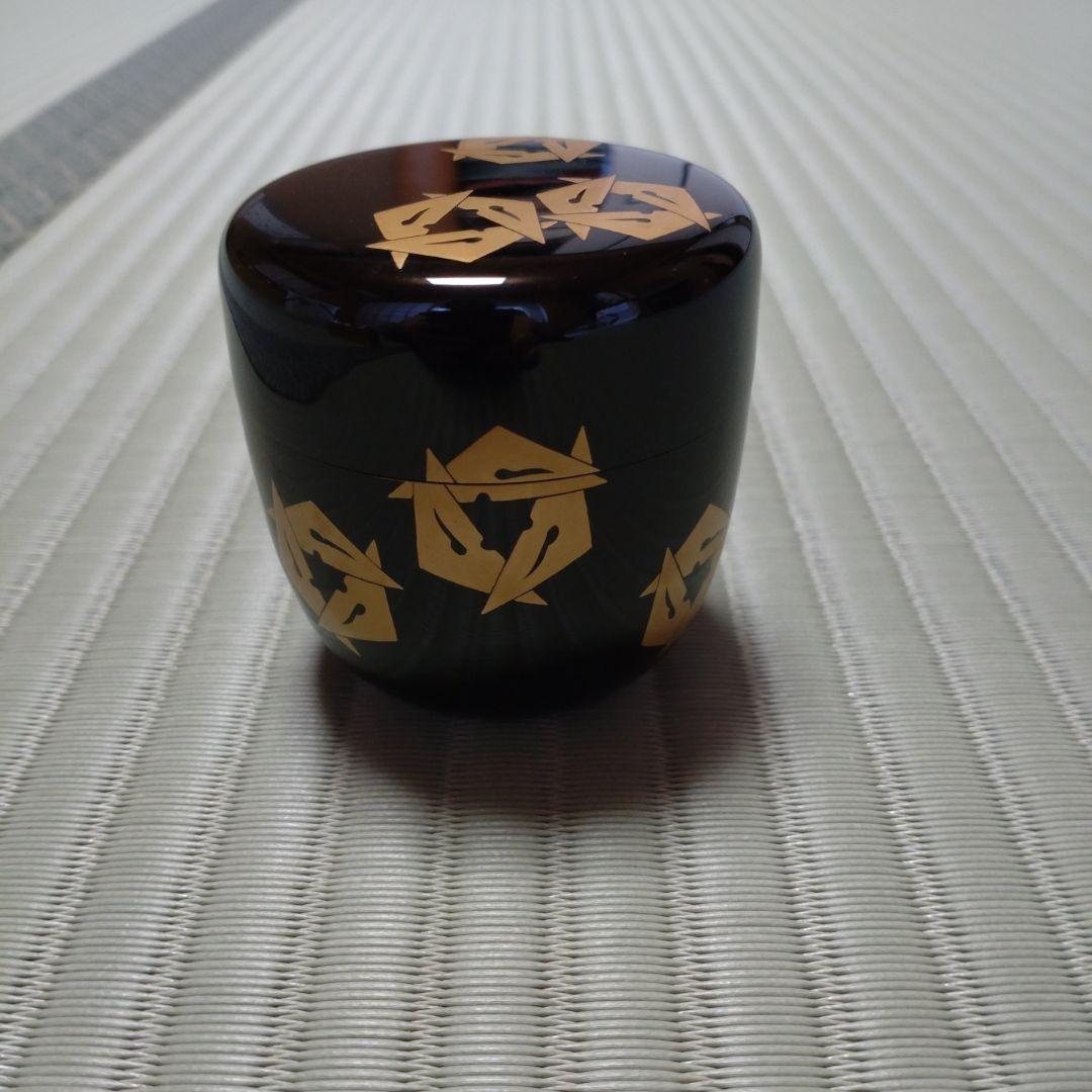 茶道具 蓋付き棗 金色の葉模様